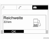 Bei niedrigem Kraftstoffstand erscheint die Meldung Reichweite im Display.