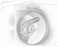 4. Glühlampe aus der Fassung nehmen und neue Glühlampe einsetzen.